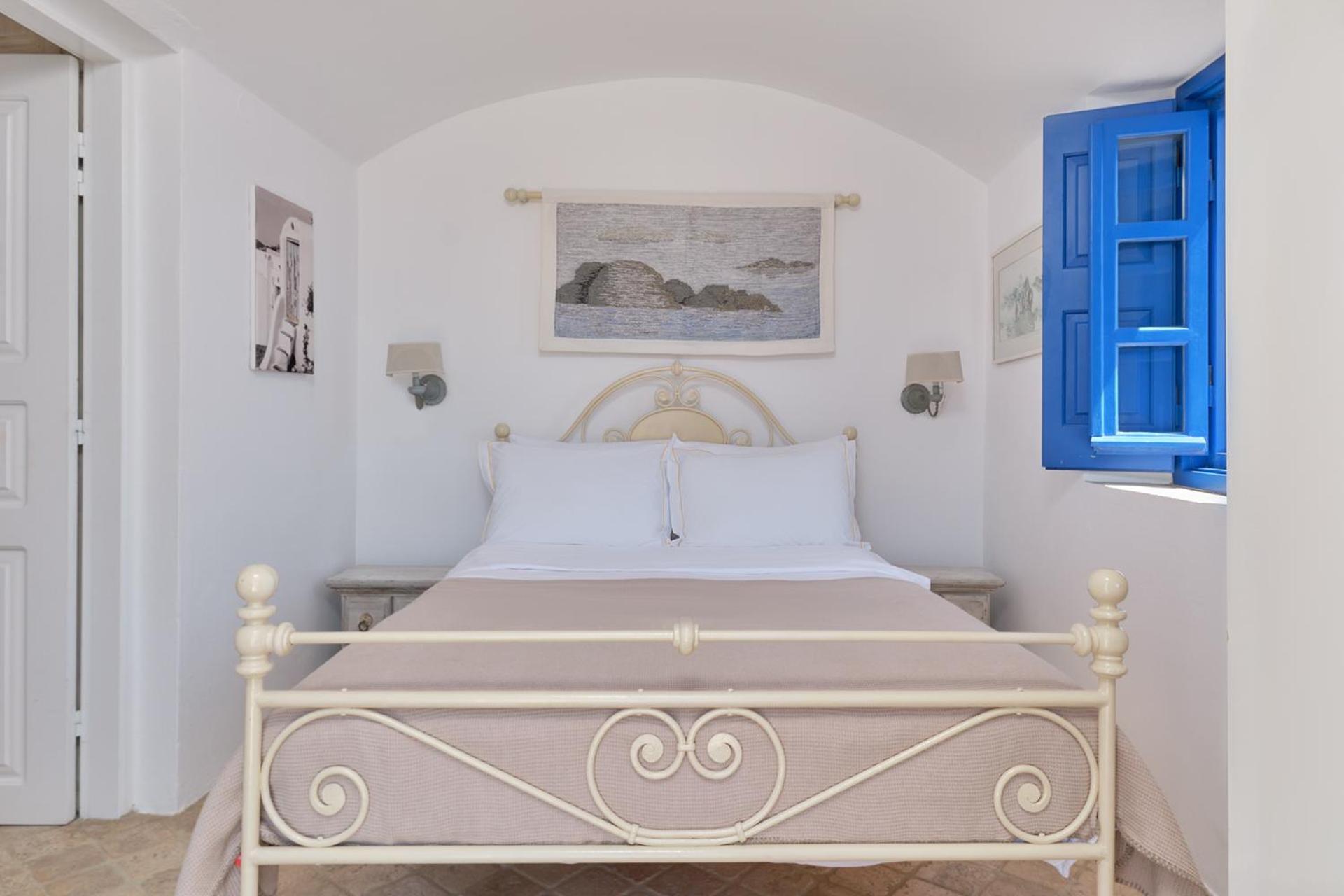 Ilivatos - Elegant Villa On The Caldera'S Edge Oía Eksteriør billede