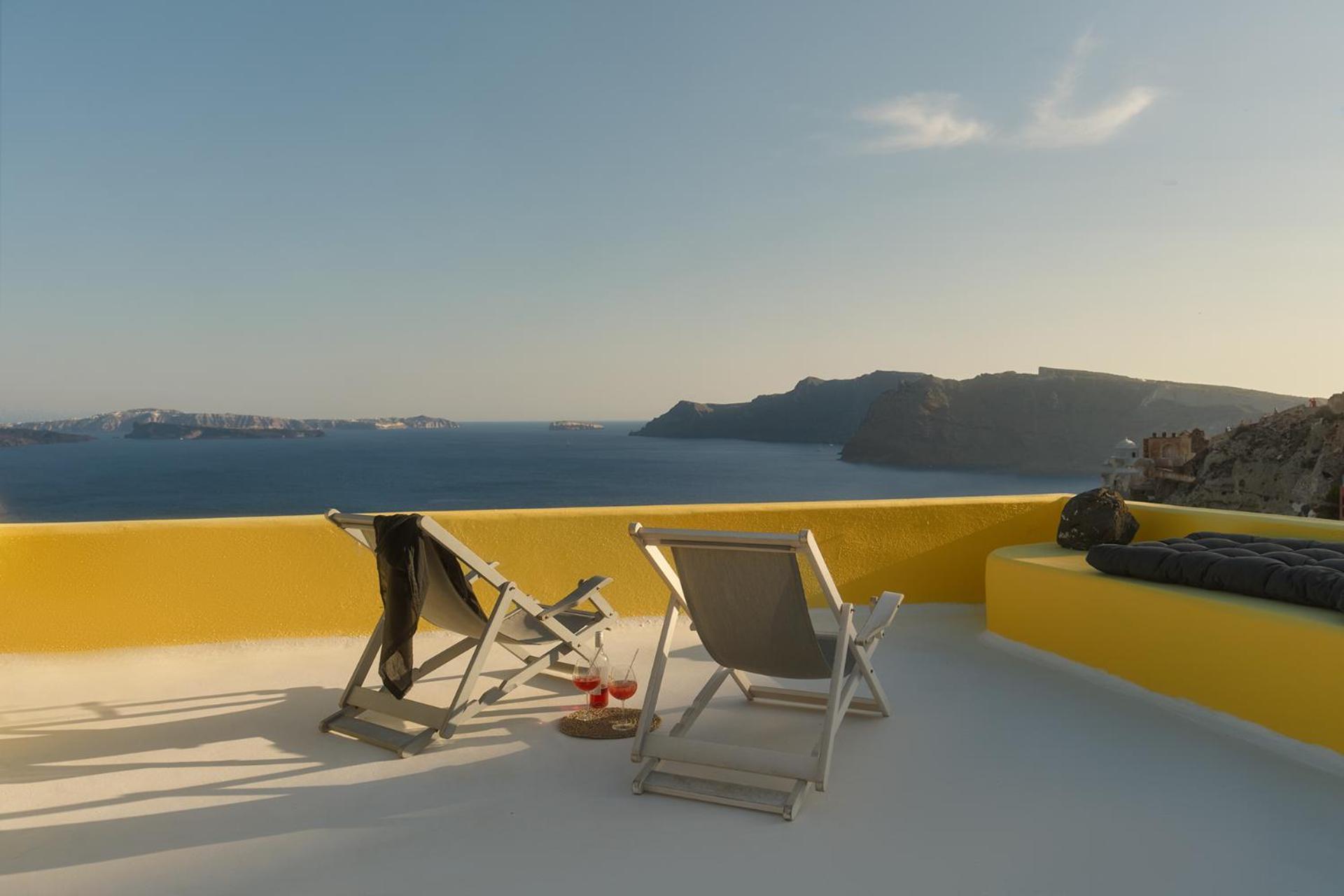Ilivatos - Elegant Villa On The Caldera'S Edge Oía Eksteriør billede
