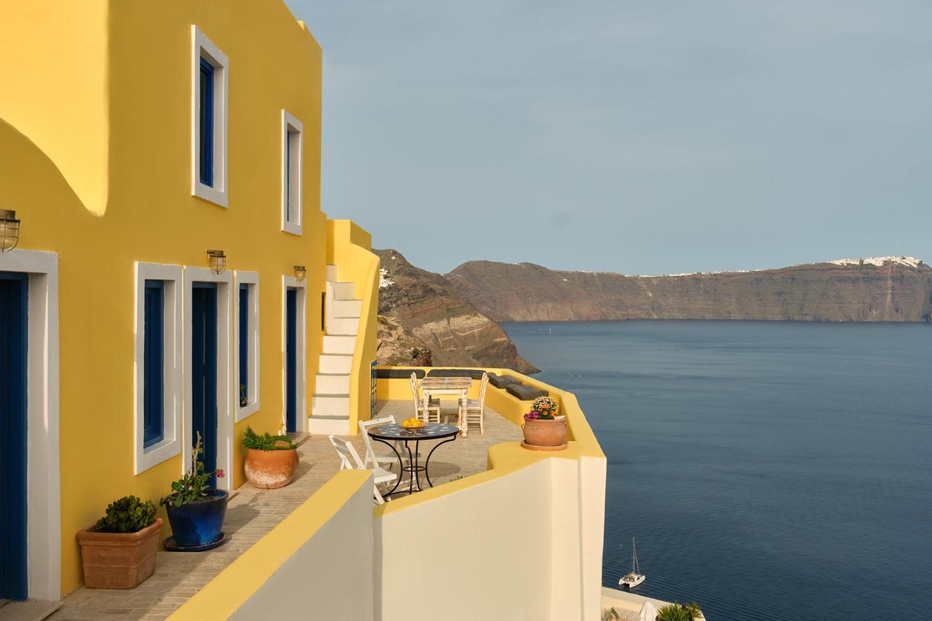 Ilivatos - Elegant Villa On The Caldera'S Edge Oía Eksteriør billede