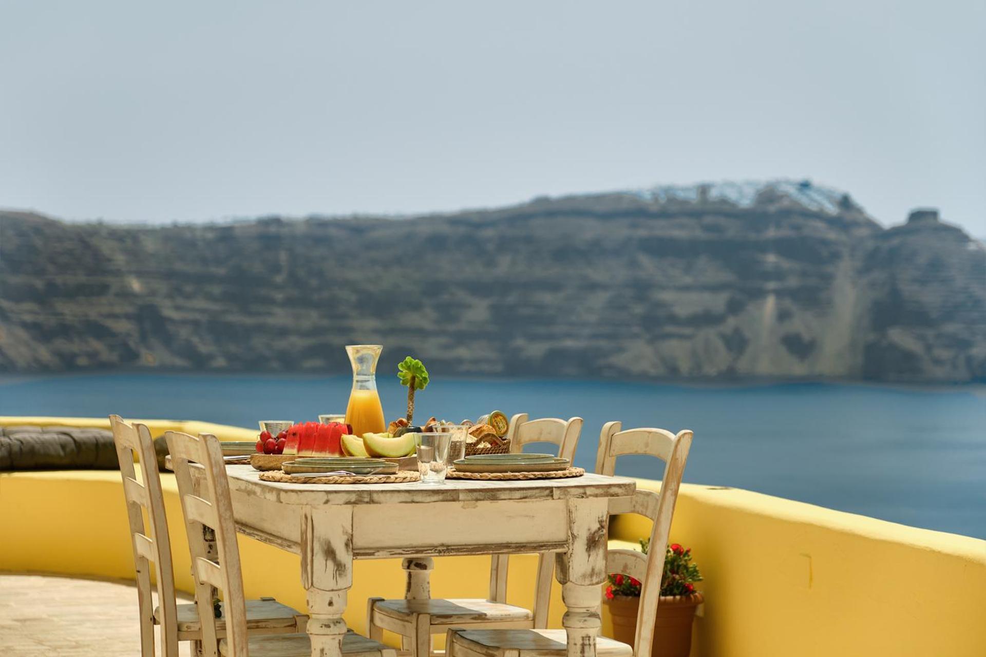 Ilivatos - Elegant Villa On The Caldera'S Edge Oía Eksteriør billede